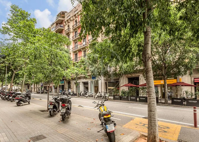 Espacioso Cerca De Diagonal Apartamento